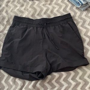 Lululemon shorts size 8